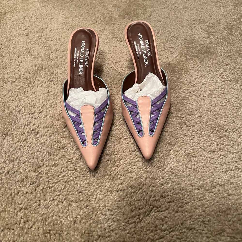 Donald J Pliner Couture Women's Kitten Heel Mules with Box EUC